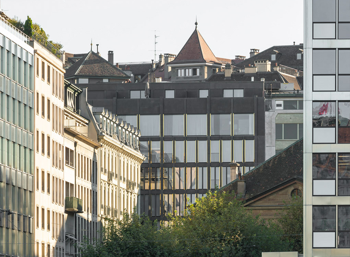 Immeuble commercial au centre-ville