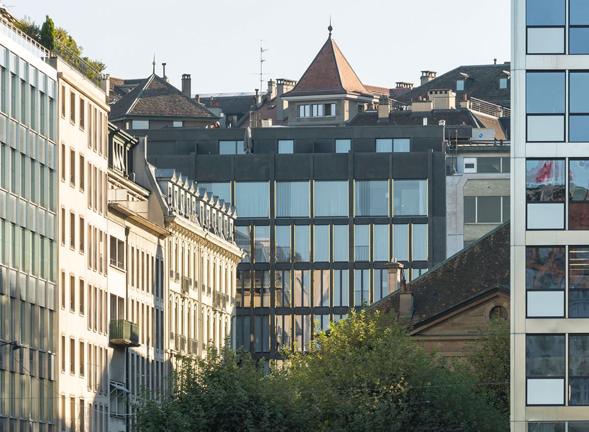 Immeuble commercial au centre-ville